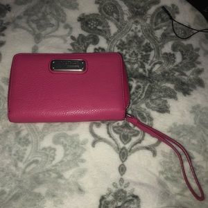 pink marc jacobs wallet with tag
